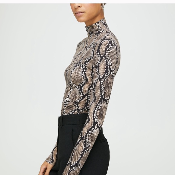 Aritzia Tops - Aritzia snake print top large